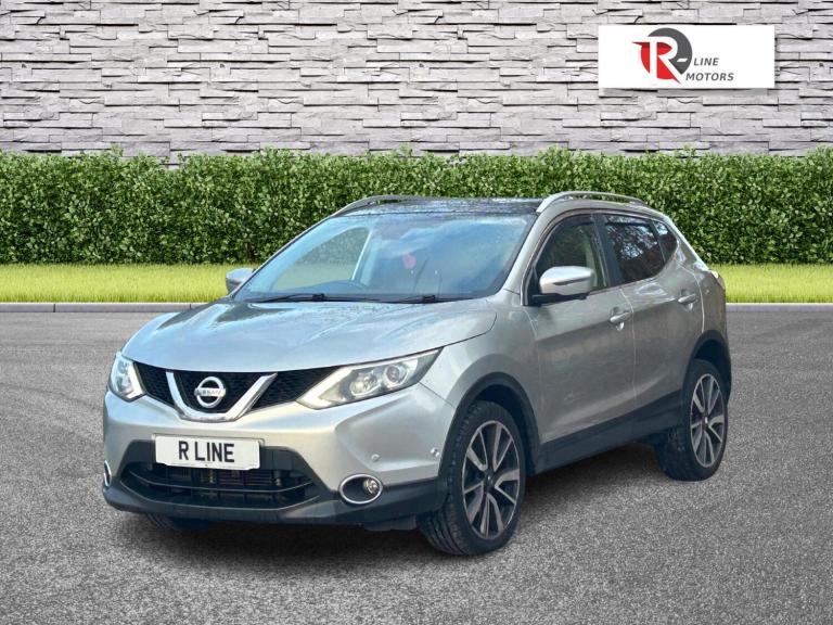 2014 Nissan Qashqai 1.6 dCi Tekna 5dr Xtronic HATCHBACK DIESEL Automatic