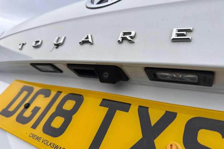 2018 Volkswagen Touareg 3.0 V6 TDI 4Motion R-Line Ã¢Â­Â14 way power adjustment, Innovation cockp...