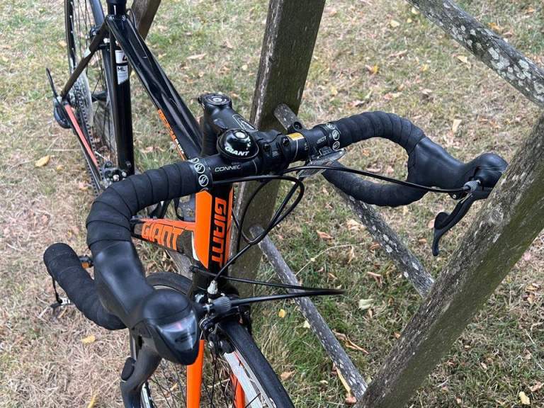 Giant Defy 4 2016 -Road Bike