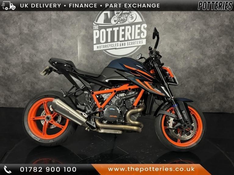 2022 KTM 1290 Super Duke R EVO