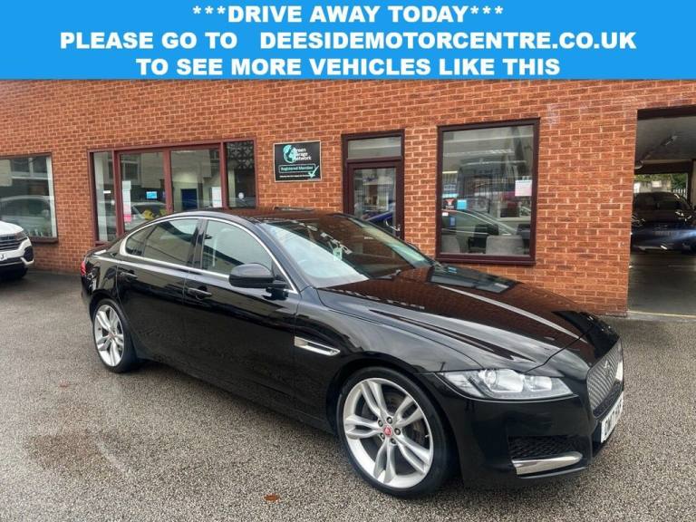 2017 Jaguar XF 3.0d V6 Portfolio Saloon 4dr Diesel Auto Euro 6 (s/s) (300 ps) Saloon Diesel Autom...