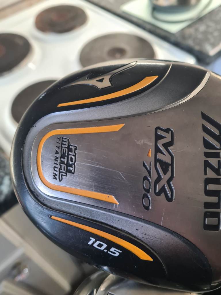Full set Mizuno golf clubs