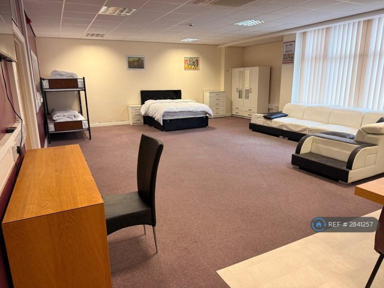 1 bedroom flat in Preston St, Fleetwood, FY7 (1 bed) (#2841257)