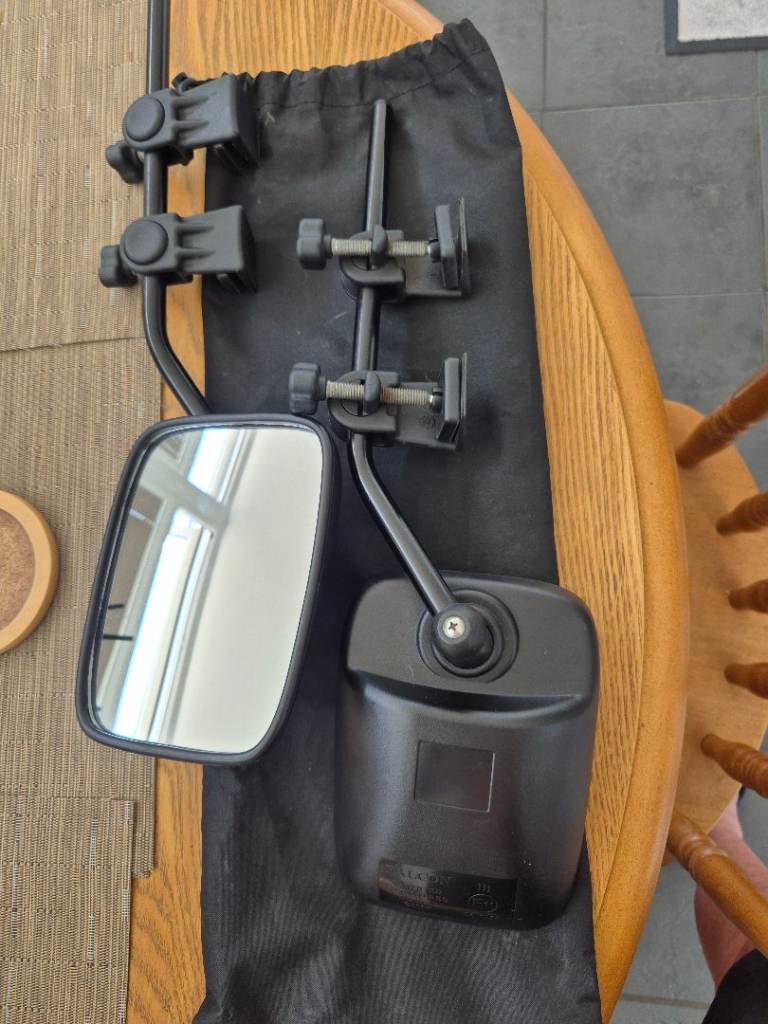 Falcon towing mirrors