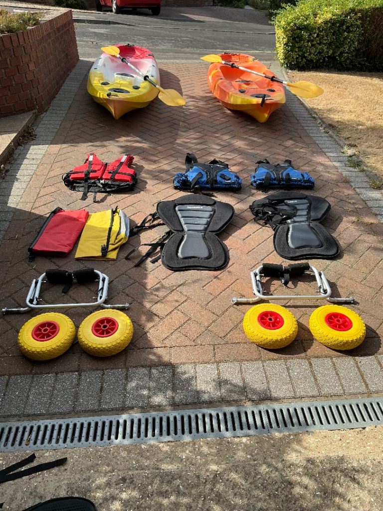 2 X MAMBOOLA KAYAKS