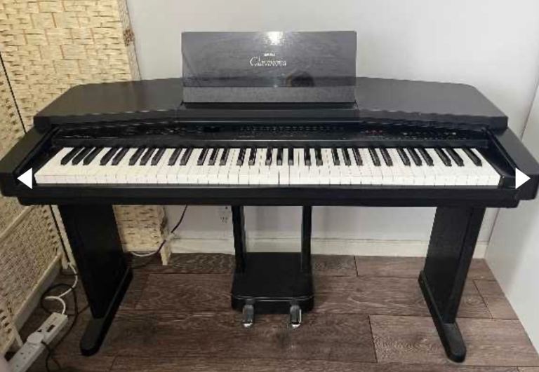 Yamaha Clavinova Digital Piano with Bench – Black, Good Condition
