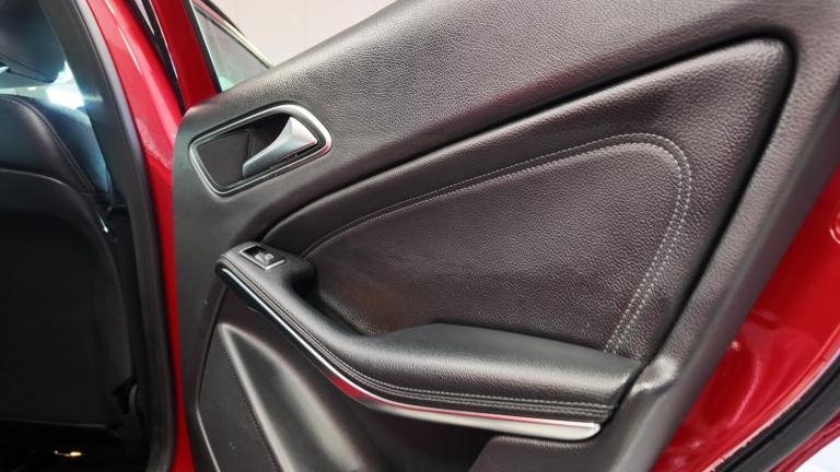 2018 Mercedes-Benz GLA GLA 200 SE 5dr ESTATE Petrol Manual