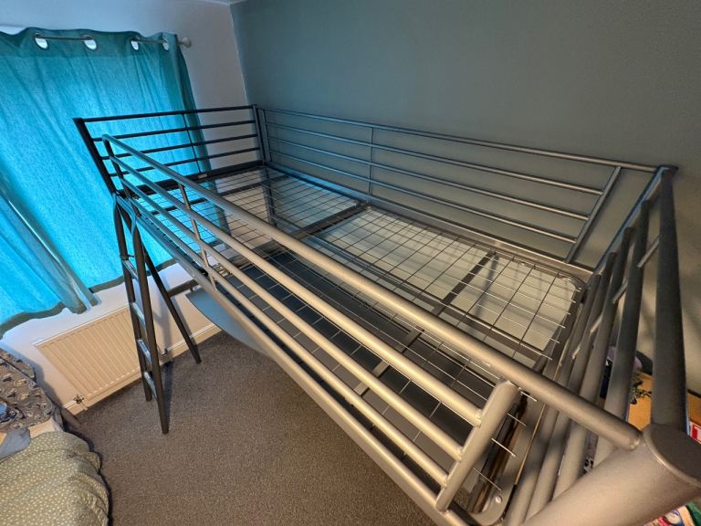 IKEA SVÄRTA Loft Bed (Single) with Desk – Disassembled & Ready to Collect/Deliver