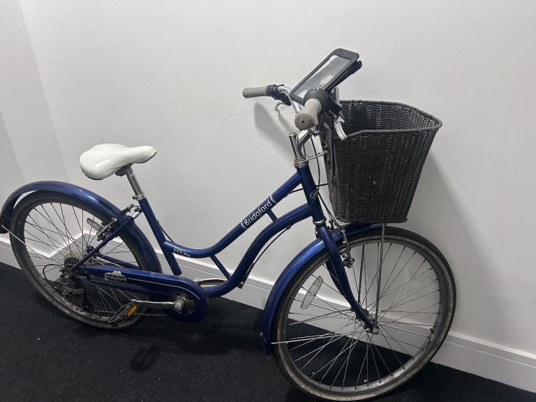Women bike