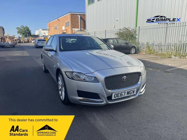 2017 Jaguar XF 2.0d Portfolio Saloon 4dr Diesel Auto AWD Euro 6 (s/s) (240 ps) Saloon Diesel Auto...