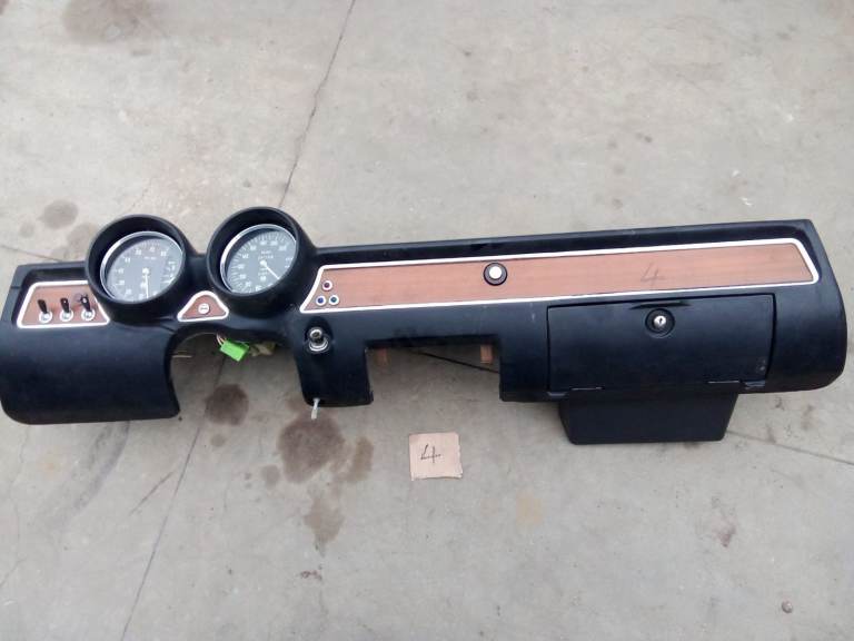 Dashboard Alfa Romeo GT Junior