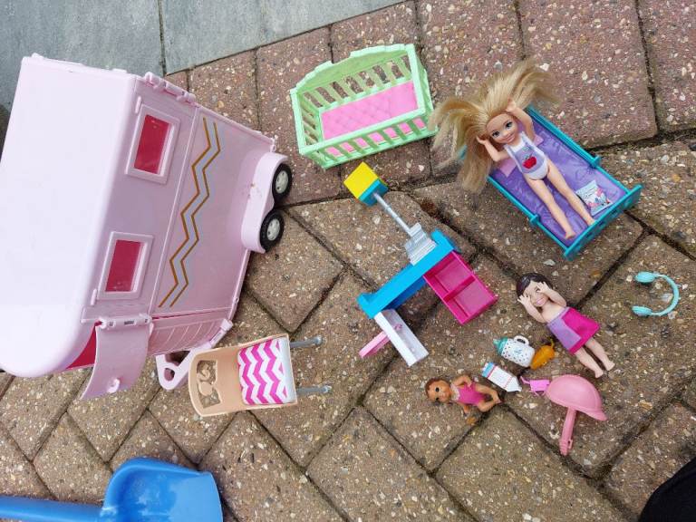FREE barbie bits 