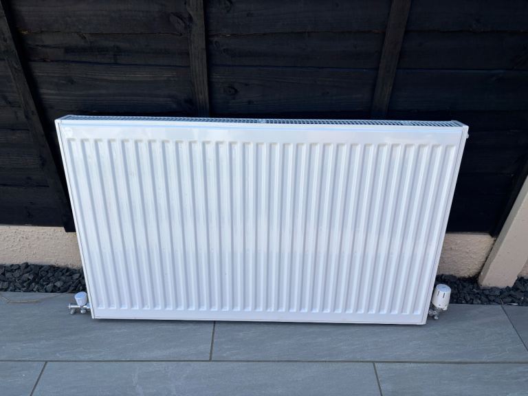 Radiator 1000x600