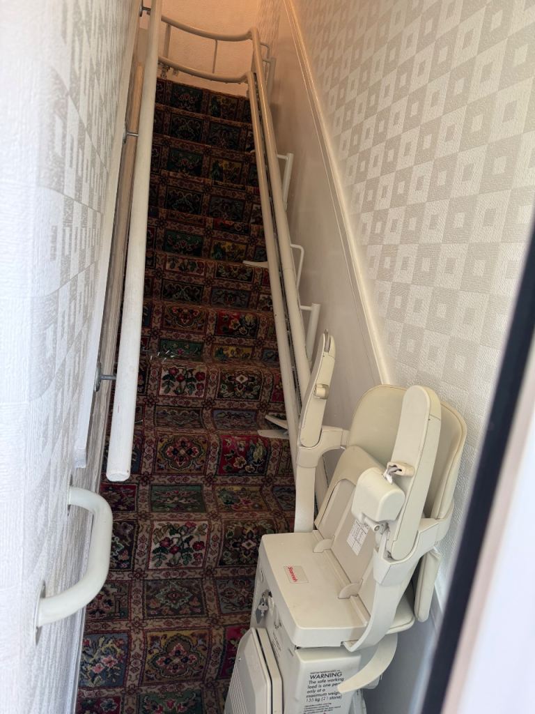 Stairlift in Good Working Order – Cream Finish