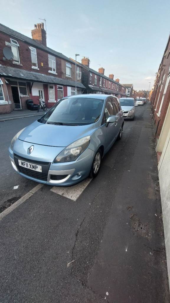 Renault, SCENIC, MPV, 2011, Manual, 1598 (cc), 5 doors