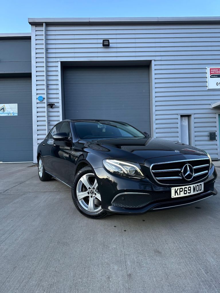 Mercedes E class 69 model immaculate condition!!!