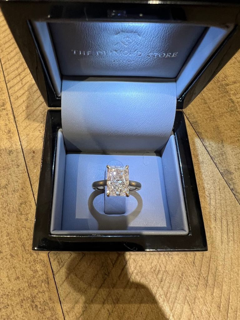 Radiant 3ct lab created Engagement Ring G/VS1 Set in 18K gold 