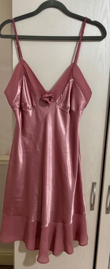 image for Like New Size 14 Matalan Silk Nightie, Stretchy