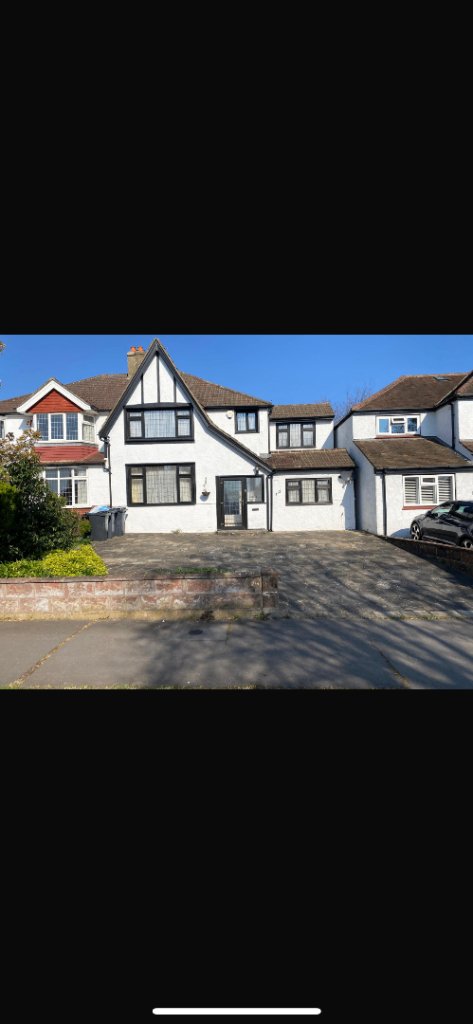 House for rent in South Croydon  4 bedrooms 2 reception rooms.