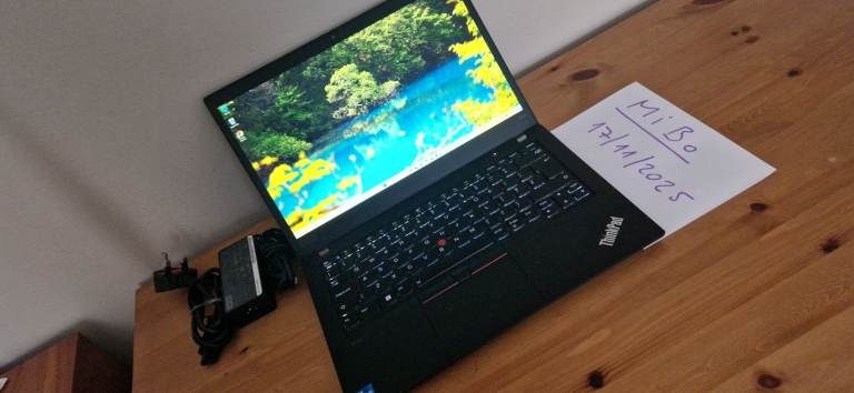 2023 (£1699) PHOTOSHOP LIGHT GAMING CAD EDITING 14" laptop core i7 32GB RAM 512GB NVIDIA GRAPHICS