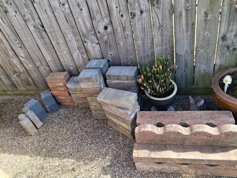 FREE  Paving Blocks and Edging Stones various sizes