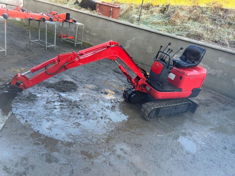 IHI Mini Digger 7J 