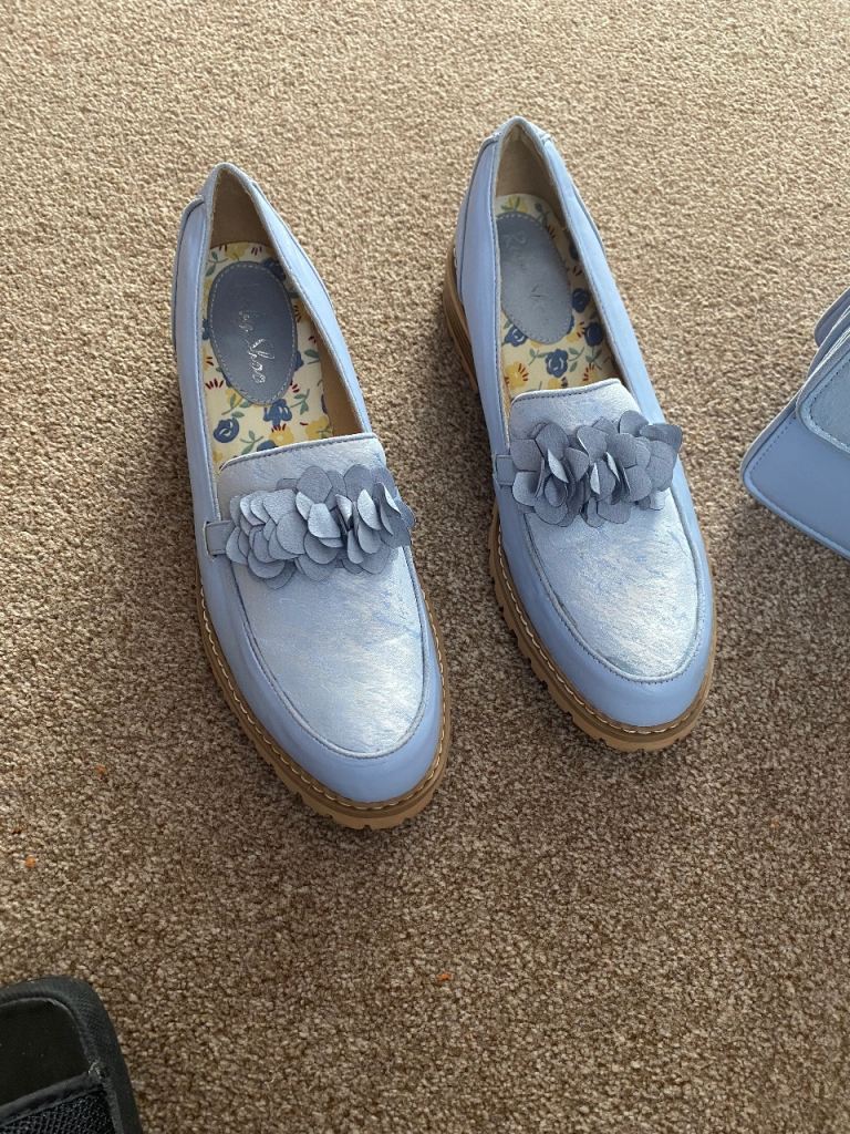 Light Blue Loafers - Flower Detail - Like New
