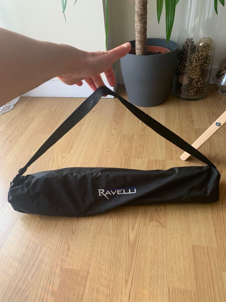 Ravelli camera tripod, max height 154cm