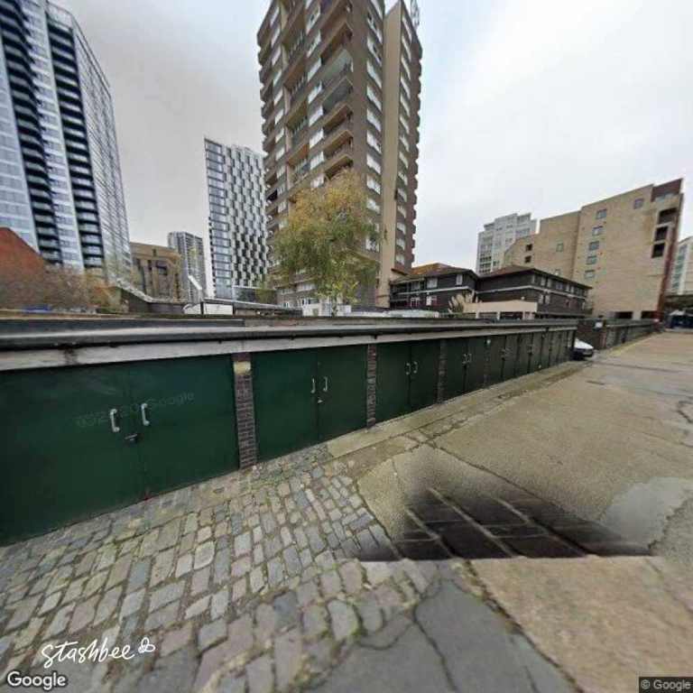 Garage to rent in London (SE1) | Stashbee