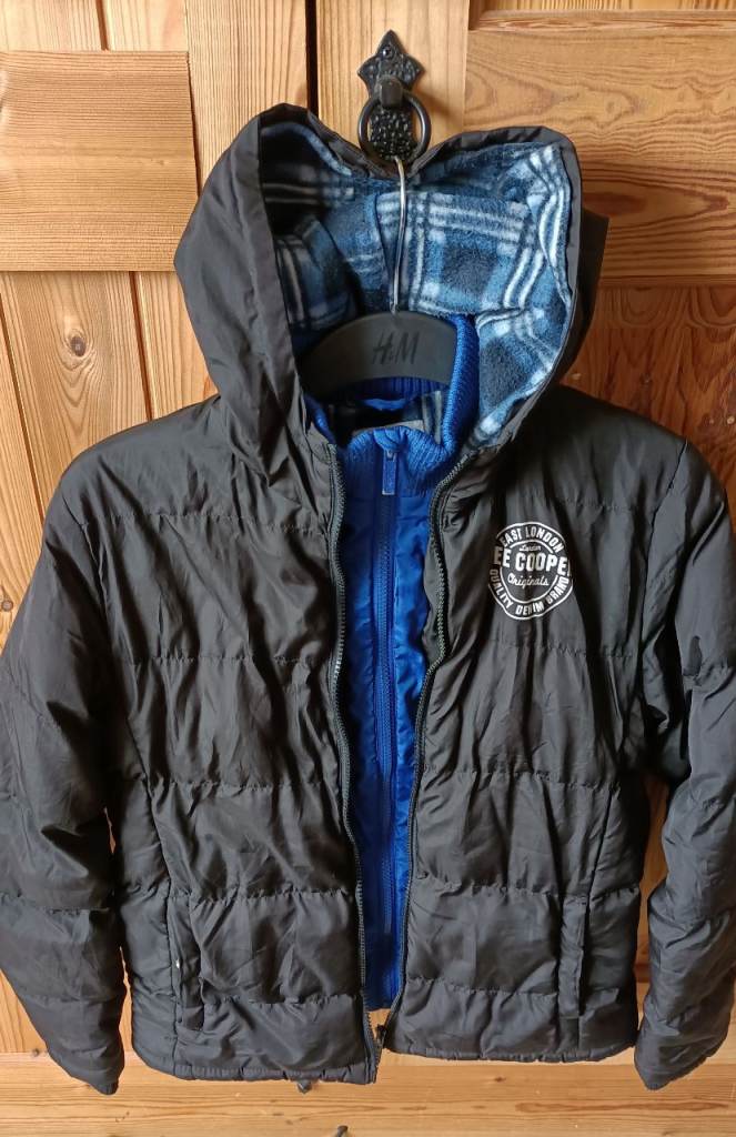 Double zipped coat. Age 13 years.