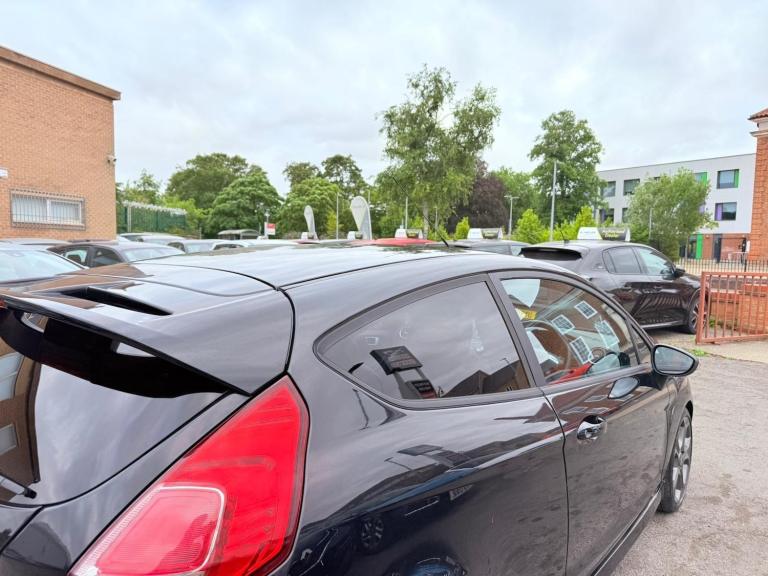 2014 Ford Fiesta 1.6T EcoBoost ST-2 Euro 5 3dr HATCHBACK Petrol Manual