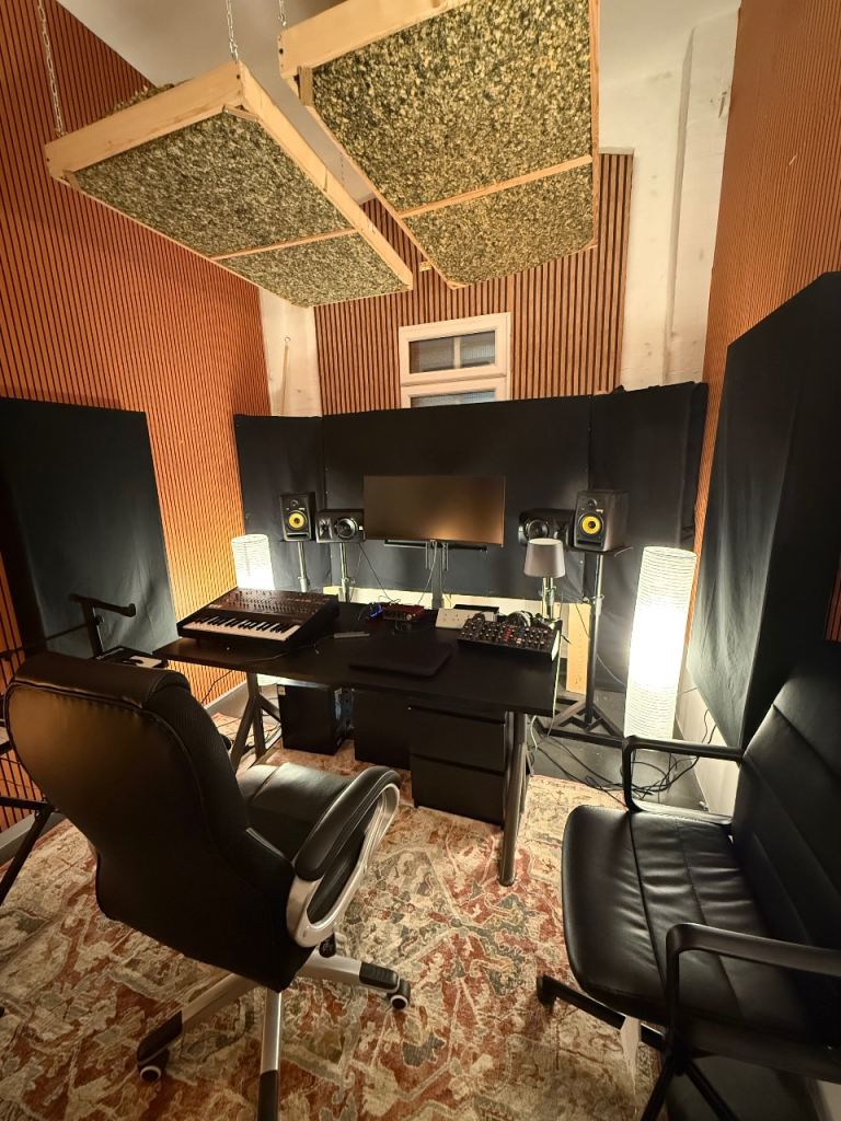 Music Studio for Rent (Limehouse)