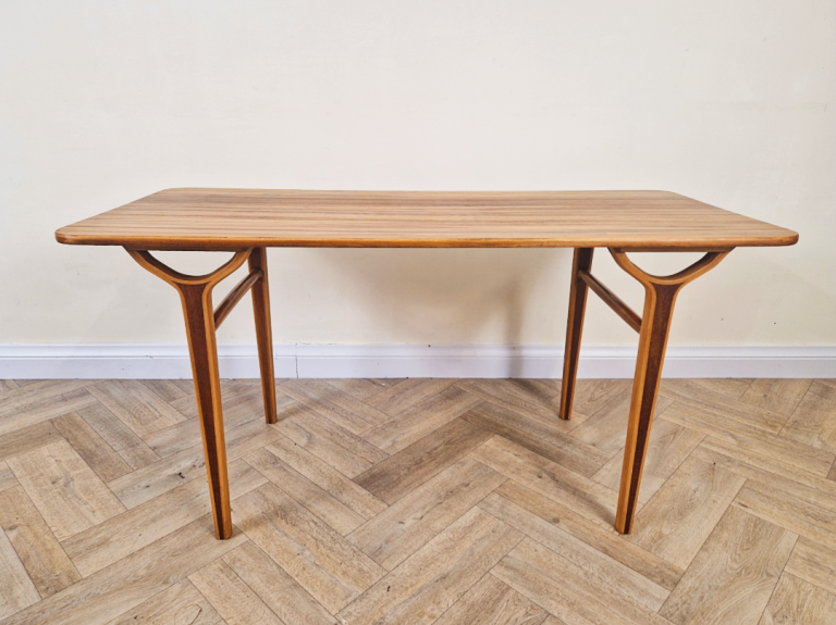 Peter Hvidt and Orla Mølgaard-Nielsen 1950s Danish 'AX Series' Tigerwood Coffee Table BL782