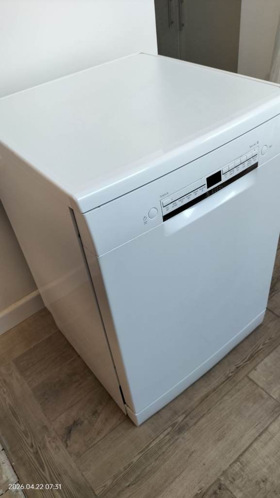 Bosch Serie 2 Silence Dishwasher – White, Good Condition