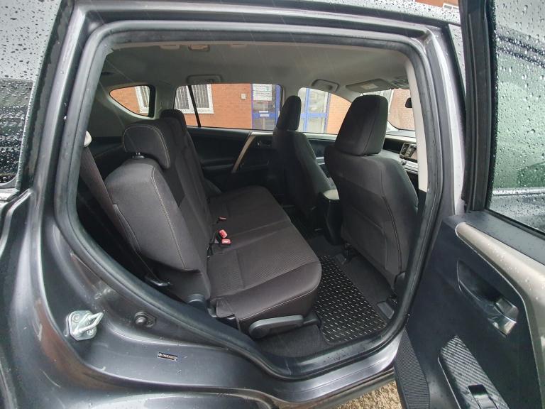 2013 Toyota RAV4 2.2 D-4D Icon SUV 5dr Diesel Manual 4WD Euro 5 (150 ps)