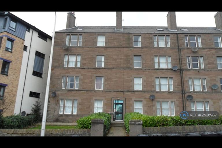 3 bedroom flat in Roseangle, Dundee, DD1 (3 bed) (#2926987)