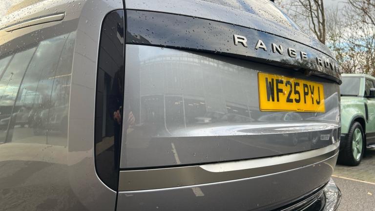 2025 Land Rover Range Rover 3.0 P400 HSE LWB 4dr Auto [7 Seat] ESTATE PETROL Automatic