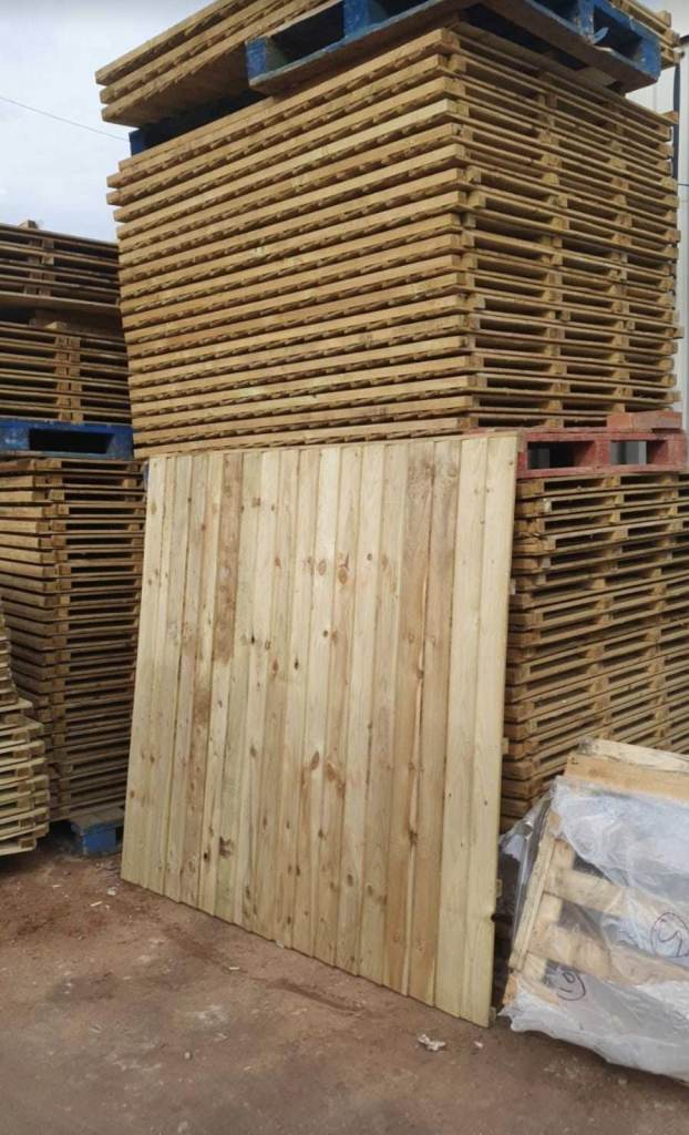 New Wooden Fence Panels – Various Sizes Available