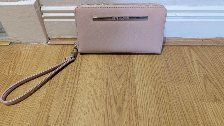 🌸 Genuine Steve Madden Baby Pink Clutch Bag & Purse – Never Used! 🌸