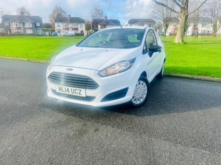 2014 Ford Fiesta 1.6 TDCi ECOnetic Van CAR DERIVED VAN Diesel Manual