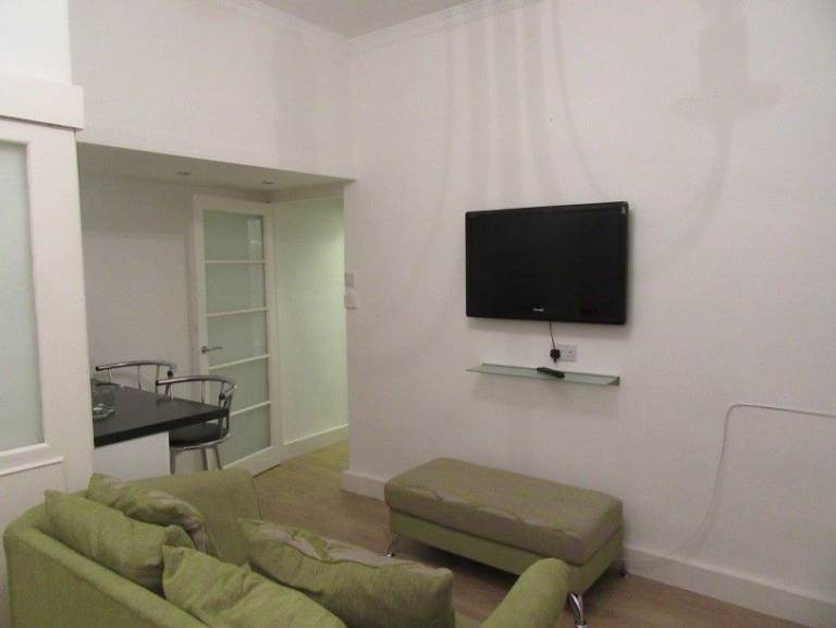 One Bed  Flat 