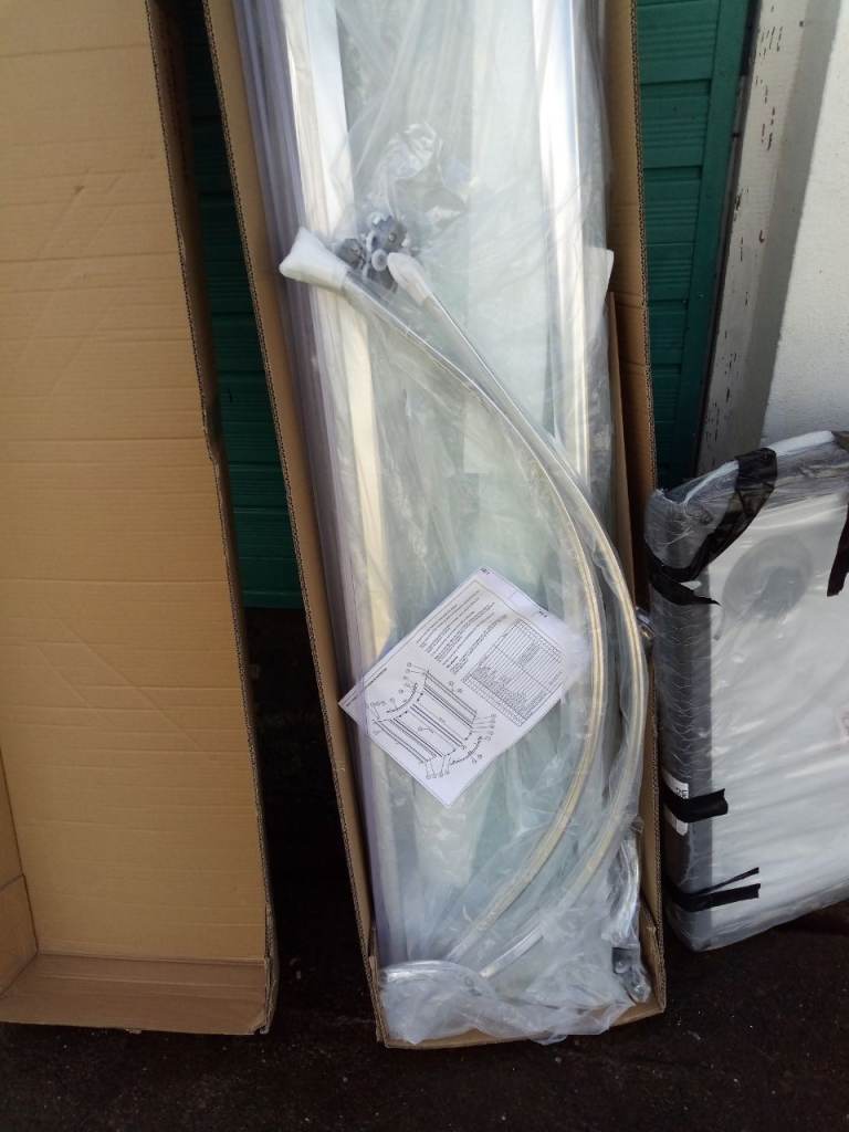 900x760 LH offset quadrant tray and cubicle 