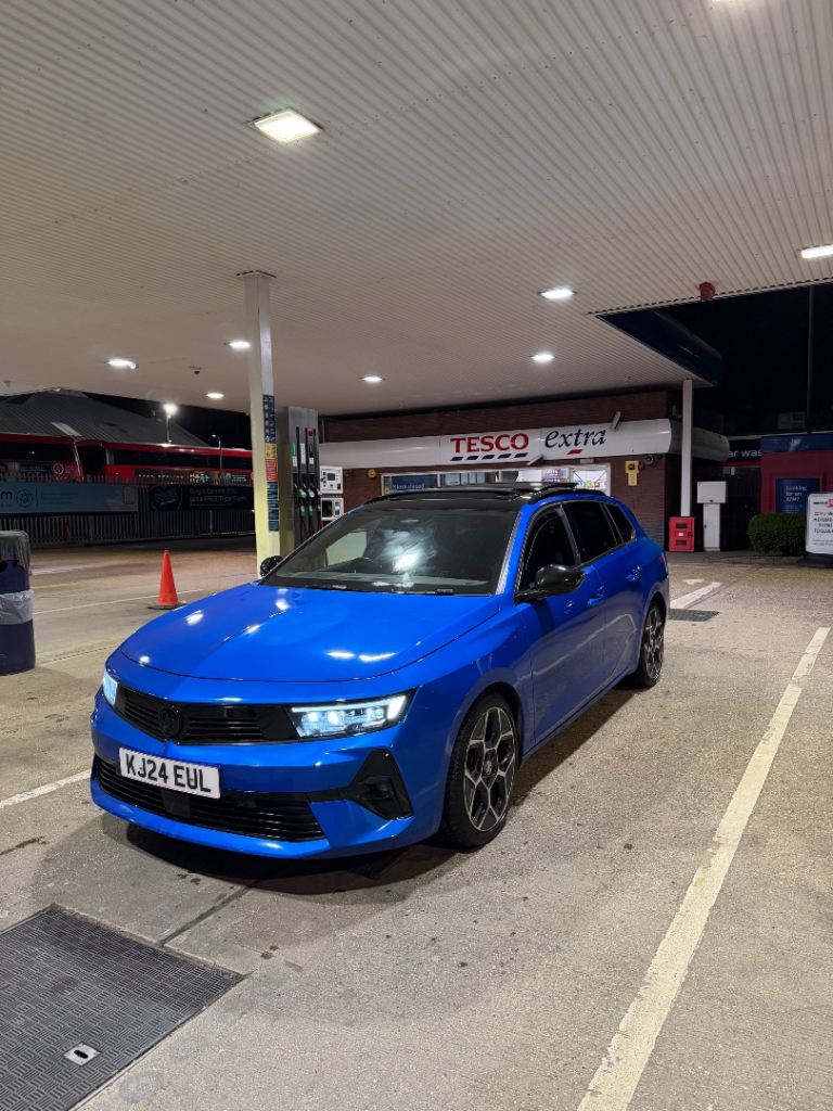 Vauxhall Astra Sports Tourer Ultimate Turbo (Top Spec)