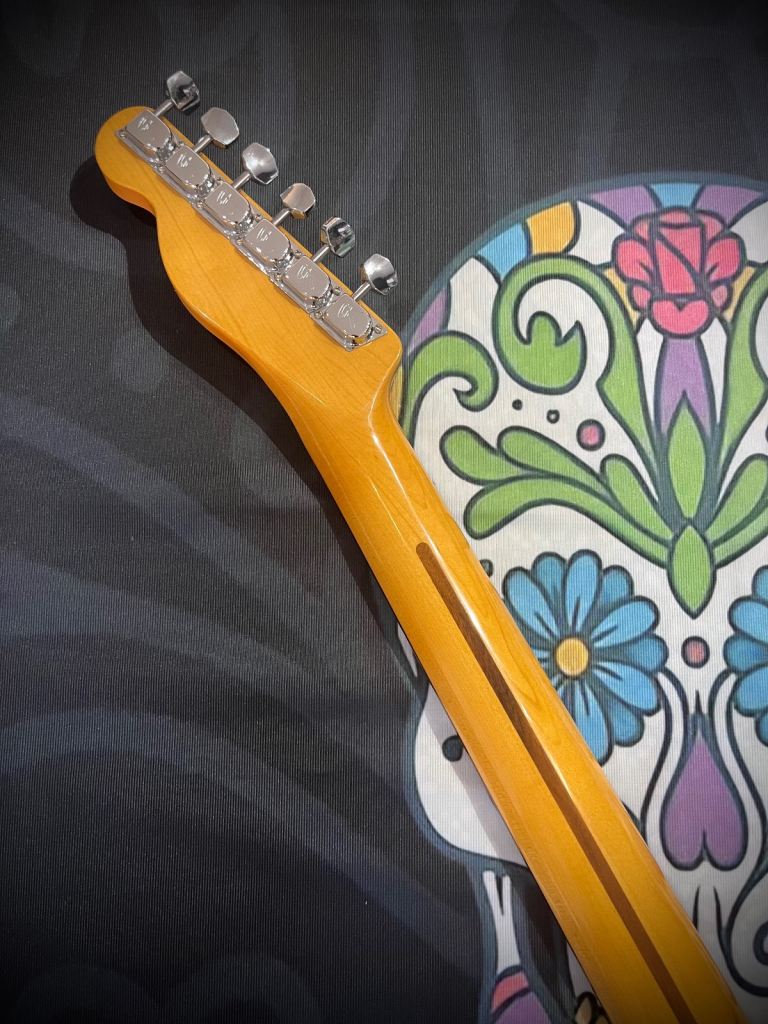 Fender Pawnshop 72 thinline Strat