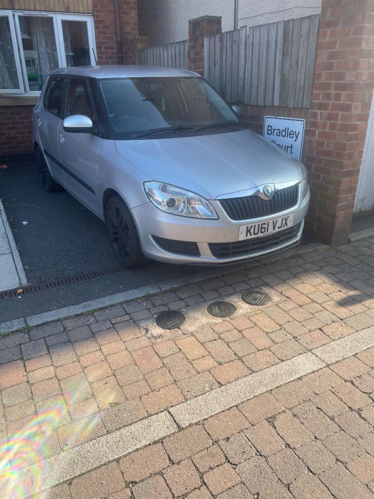 Skoda, FABIA, Hatchback, 2011, Manual, 1598 (cc), 5 doors