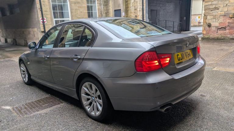 2011 BMW 3 Series 320d [184] SE 4dr Step Auto SALOON Diesel Automatic