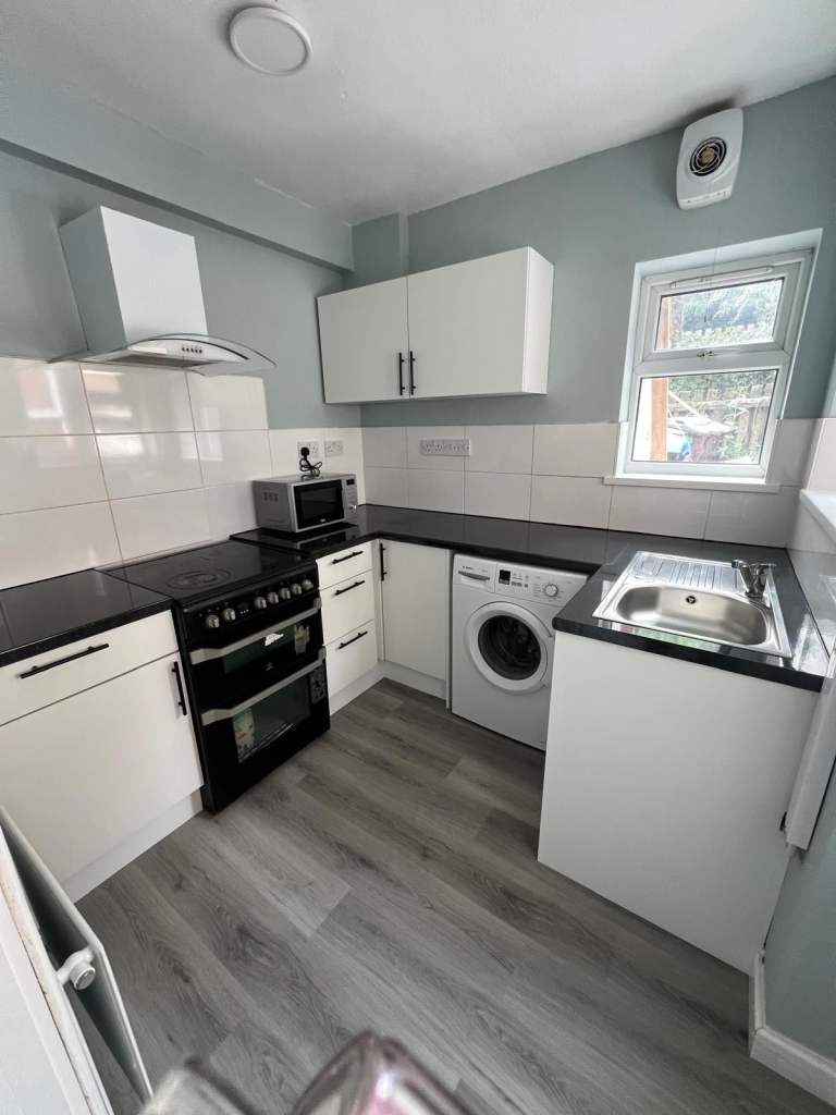 DSS/UC/HB rooms for rent 