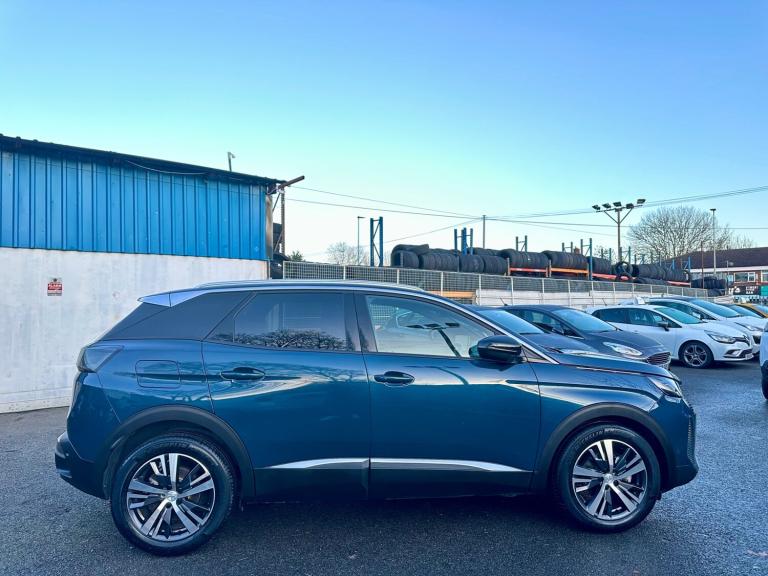 2023 Peugeot 3008 1.2 Hybrid 136 Allure Premium+ 5dr e-DSC6 HATCHBACK Petrol Manual