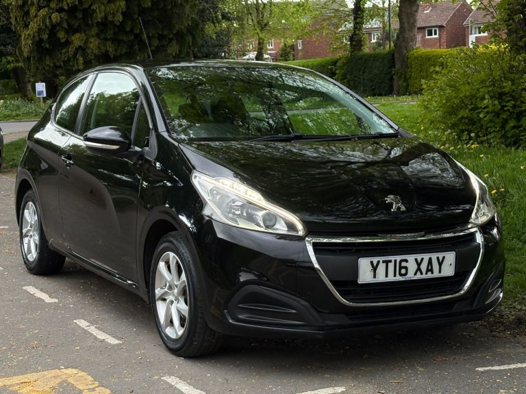 Peugeot, 208, Hatchback, 2016, Manual, 1199 (cc), 3 doors