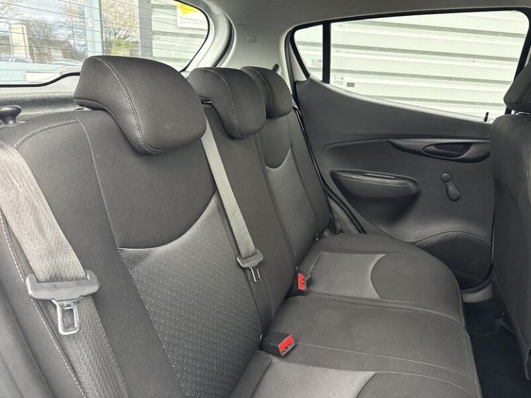 2016 Vauxhall Viva 1.0 SE 5dr [A/C] HATCHBACK PETROL Manual